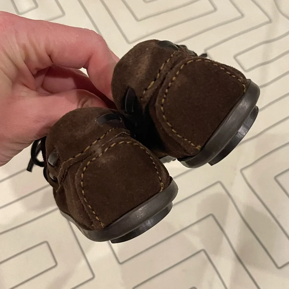 New Minnetonka Chocolate Brown Moccasins
